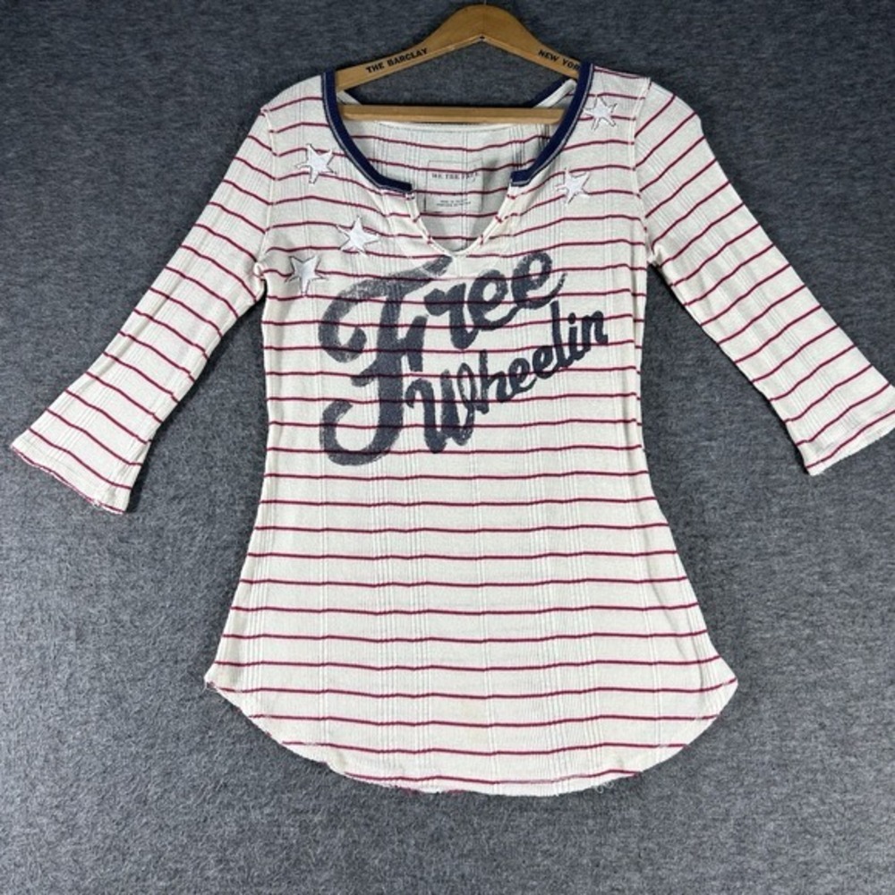 We The Free Womens Ribbed T-Shirt 3/4 Sleeve Stars Free Wheelin Size S Holliday
